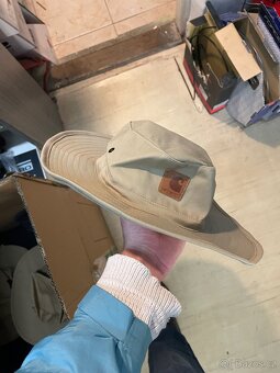 Rework carhartt klobouky 20ks - 2