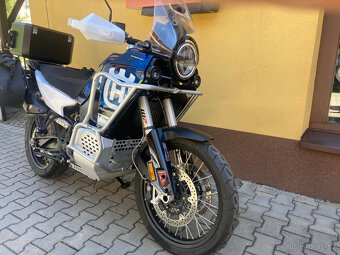 Husqvarna Norden 901 Expedition - 2
