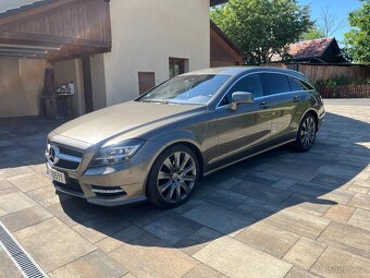 Mercedes Benz 350 cdi CLS Shooting Break 4matic AMG - 2