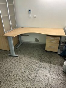 stůl - 2