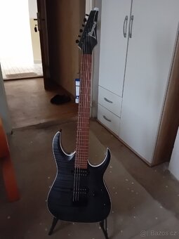 Kytara ibanez - 2