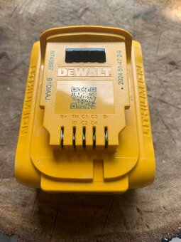 AKU baterie Dewalt - 2
