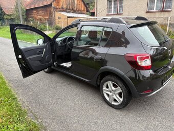 Dacia Sandero 0.9i Stepway Tempomat Navigace - 2