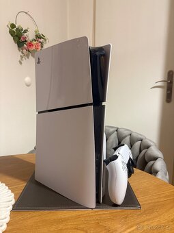 PlayStation 5 Slim - 2