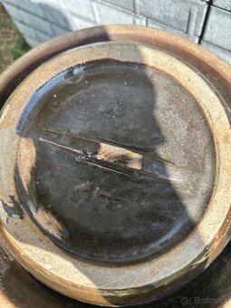 Kameninový hrnec na kvašení zelí 35 l – s víkem a miskou - 2