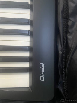 Roland FP-10 BK - 2