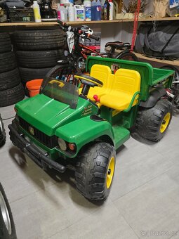 John Deere Gator od firmy PEG PEREGO - 2