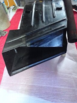 Prodám plechy na motor 30ps vw brouk - 2