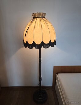 Retro lampa - 2
