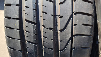 Letní pneu 275/35/19 Pirelli Run Flat - 2