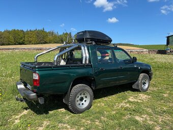 Toyota Hilux 2.5 D4D - 2