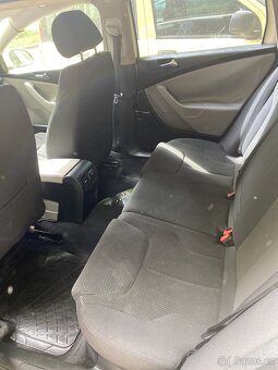 Volkswagen Passat B6 - 2