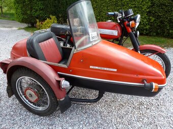 Jawa 350/634 se sidecar Velorex 562 - 2