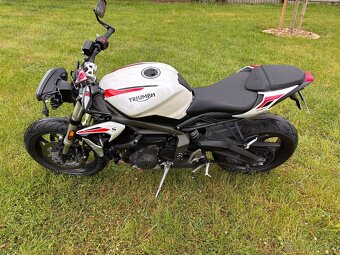 Triumph Street Triple S 660 - 2