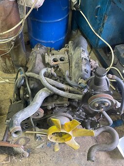 Ford 2,3i - 2
