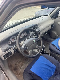Na náhradní díly Škoda Felicie - 2