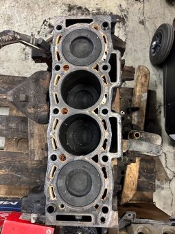 Motor 2.0 HDi 150 FAP (DW10FD) - 110KW - 2