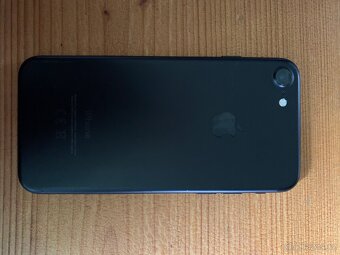 iPhone 7 32 GB - 2