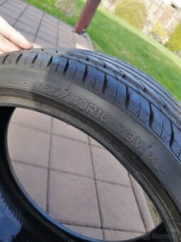 Pneu 165/40 r16 - 2