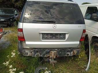 Mercedes Benz ML 270Cdi - po zahoření motorového prostoru - 2