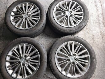 Alu kola 5x114,3 r17 na Hyundai Kona letní pneu 215/55 r17 - 2