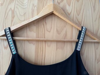 Cerne spolecenske saty se zlatymi raminky vel 36 - 2