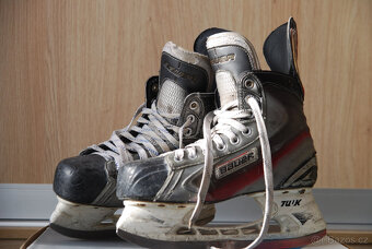 Hokejové brusle Bauer Vapor x 7.0 vel.38,5 - 2
