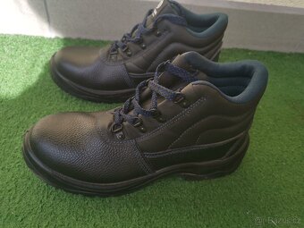 Pracovní boty S3, vel. EU 42 - 2