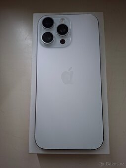 iPhone 16 Pro Max, 256 GB, stříbrná/silver. TOP STAV - 2