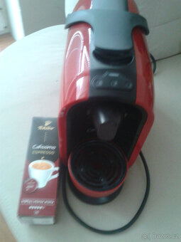 Kávovar kapslový Tchibo téměř nepoužitý - 2