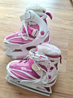 Rostoucí lední brusle Crowned 29-32 - 2