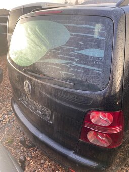Prodám náhradní díly Volkswagen touran 2007 2.0 tdi - 2