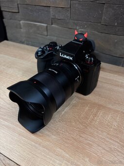 Panasonic Lumix s5ii - 2