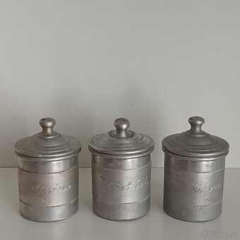 Staré hliníkové kořenky - 2