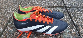 kopacky Adidas Predator 42 - 2