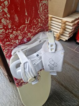 Snowboard gravity 145cm s vázáním - 2