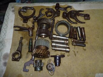 Díly na Tatru 805 - 2