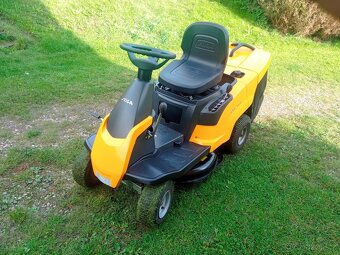 Zahradní traktůrek Stiga - 2