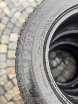 Semperit 215/65 R16 Zimní pneumatiky - 2