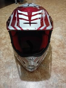FLY HELMET LITE - ČERVENÉ PROVEDENÍ - 2