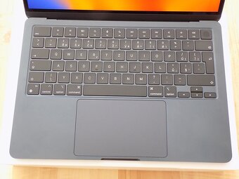 Apple MacBook Air 13,6"(2025) /M4/16GB RAM/256GB/CZ/ZÁRUKA - 2