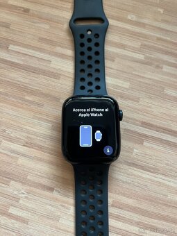 Apple Watch series 7 Nike edition - 2