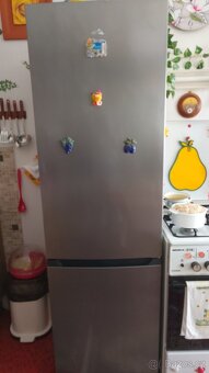 Prodám novou lednici Eta - 2