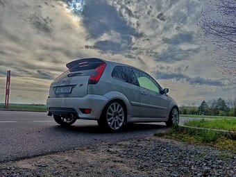Ford fiesta st150 - 2