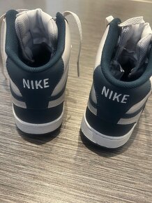 Boty NIKE - 2