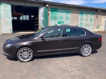 Škoda Superb 2.0 tdi dsg - 2