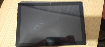 Tablet na náhradní díly - 2