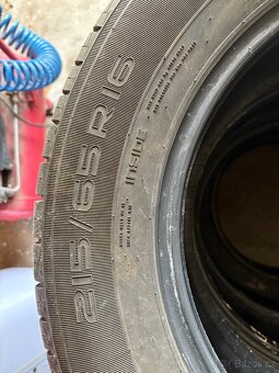 Pneu 215/65r16 - 2