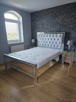 Luxusní zrcadlová manželská postel s křišťálovými detaily - 2