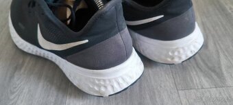 Tenisky Nike 47 - 2